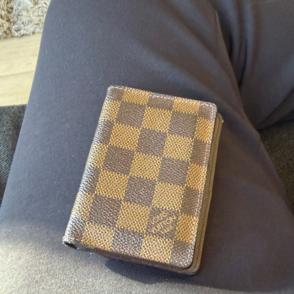 Louis Vuitton Damier Ebene Card Holder